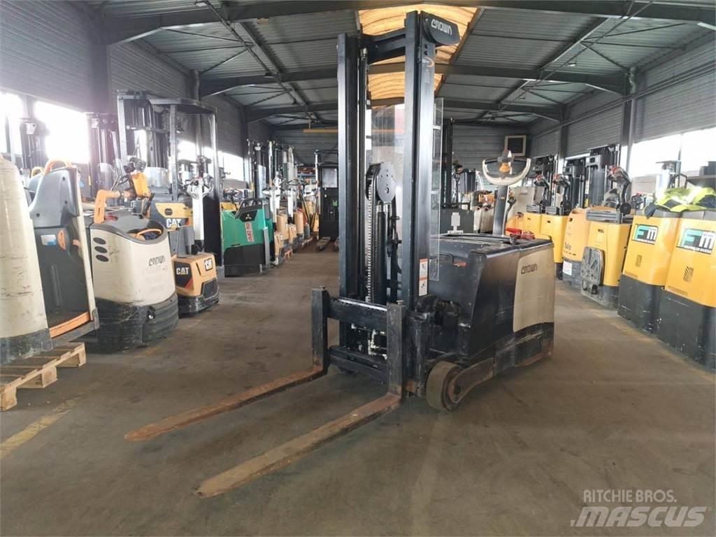 Crown SHC5540 Ручные штабелёры с электроподъёмом