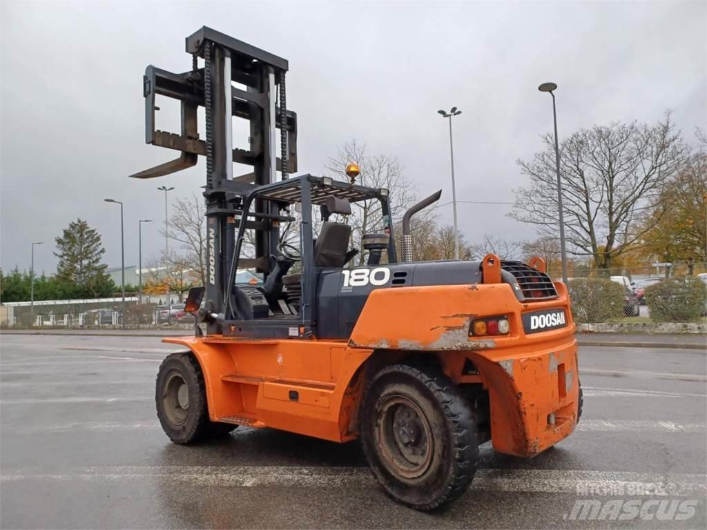 Doosan D1808-S Другие складские механизмы