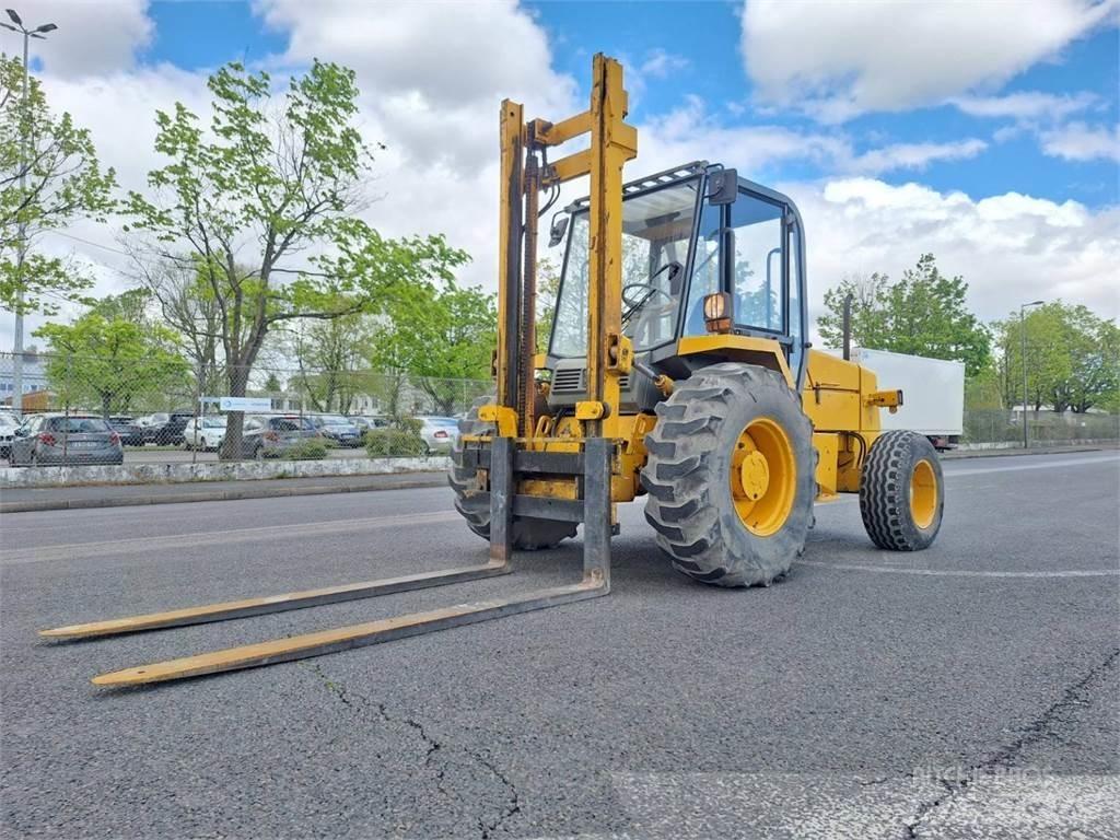 JCB 930-2 Внедорожные погрузчики