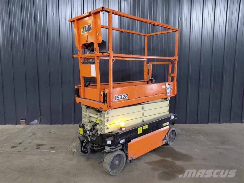 JLG 1532R Ножничные подъемники