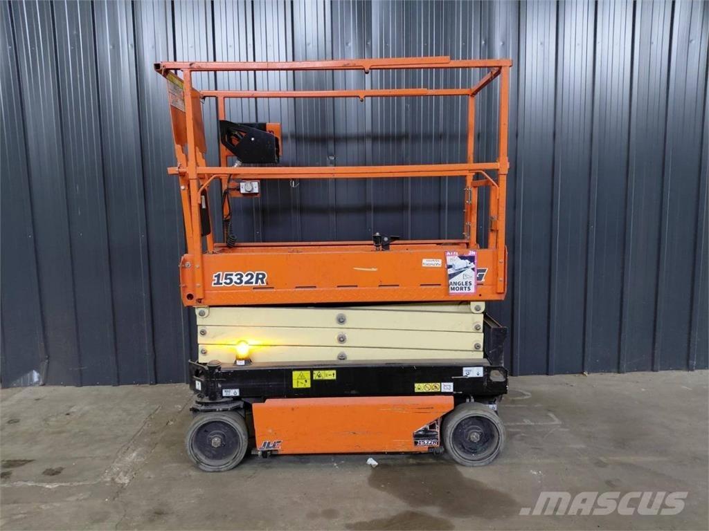 JLG 1532R Ножничные подъемники
