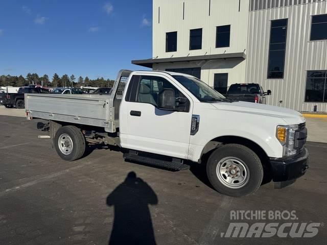 Ford F250 XL Прочие фургоны