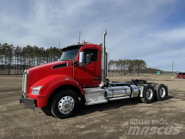 Kenworth T880 Прочие фургоны