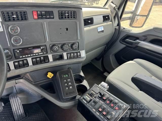 Kenworth T880 Прочие фургоны