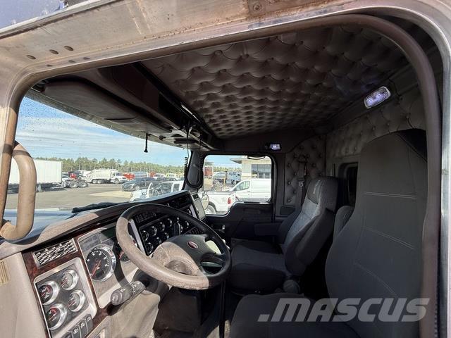 Kenworth W900 Прочие фургоны