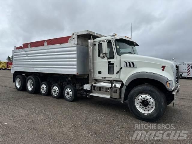 Mack GRANITE Прочие фургоны