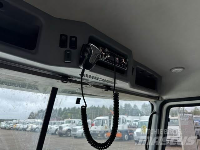 Mack GRANITE Прочие фургоны