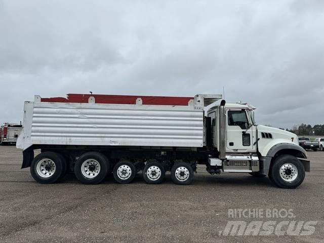 Mack GRANITE Прочие фургоны