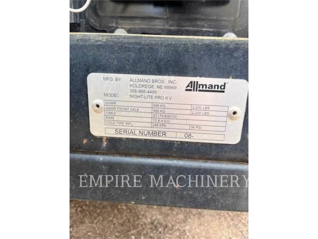 Allmand LT-NLPRIIV Осветительные установки