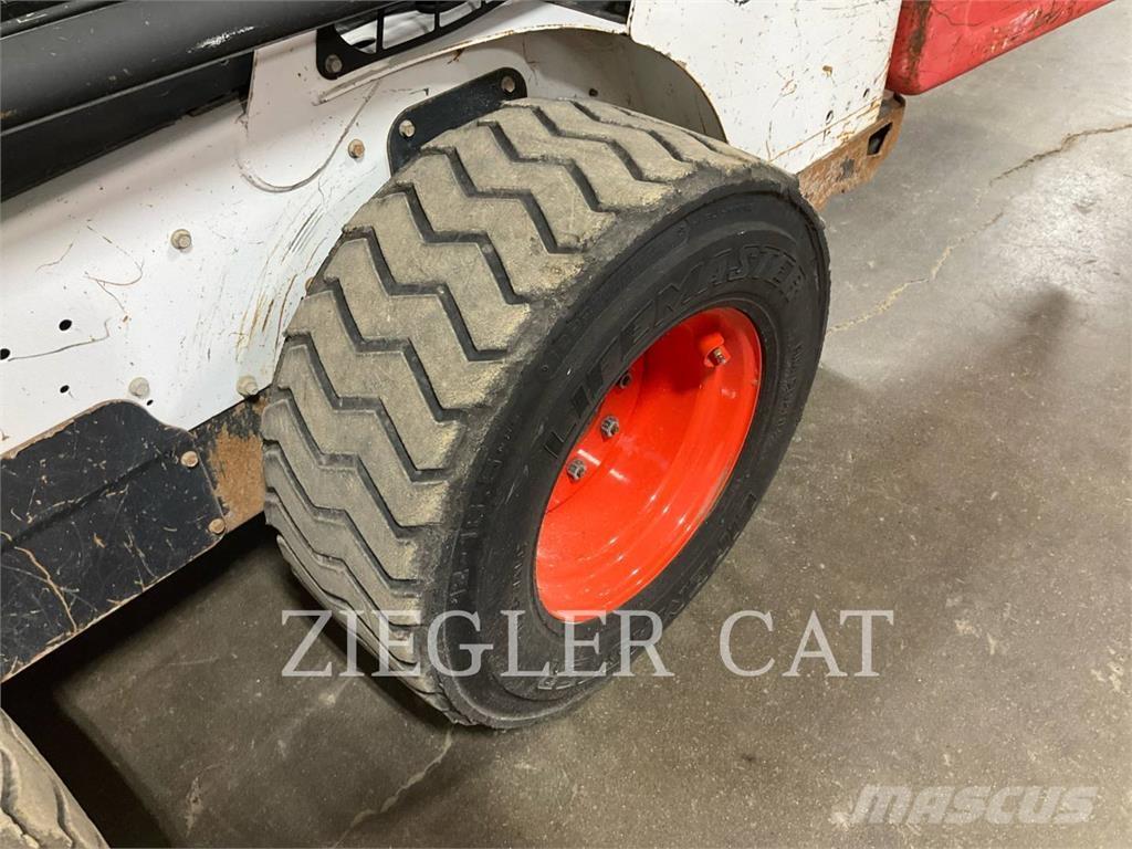 Bobcat S550_US Мини-погрузчики