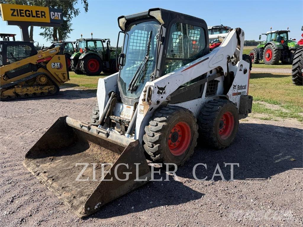 Bobcat S590 Мини-погрузчики
