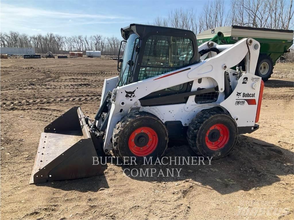 Bobcat S740 Мини-погрузчики