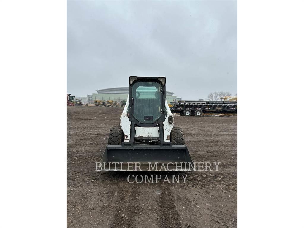Bobcat S750 Мини-погрузчики