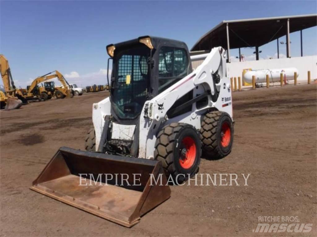 Bobcat S750 Мини-погрузчики