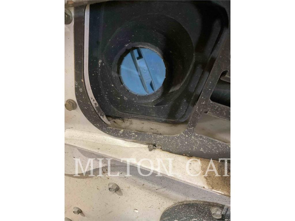 Bobcat S770 Мини-погрузчики
