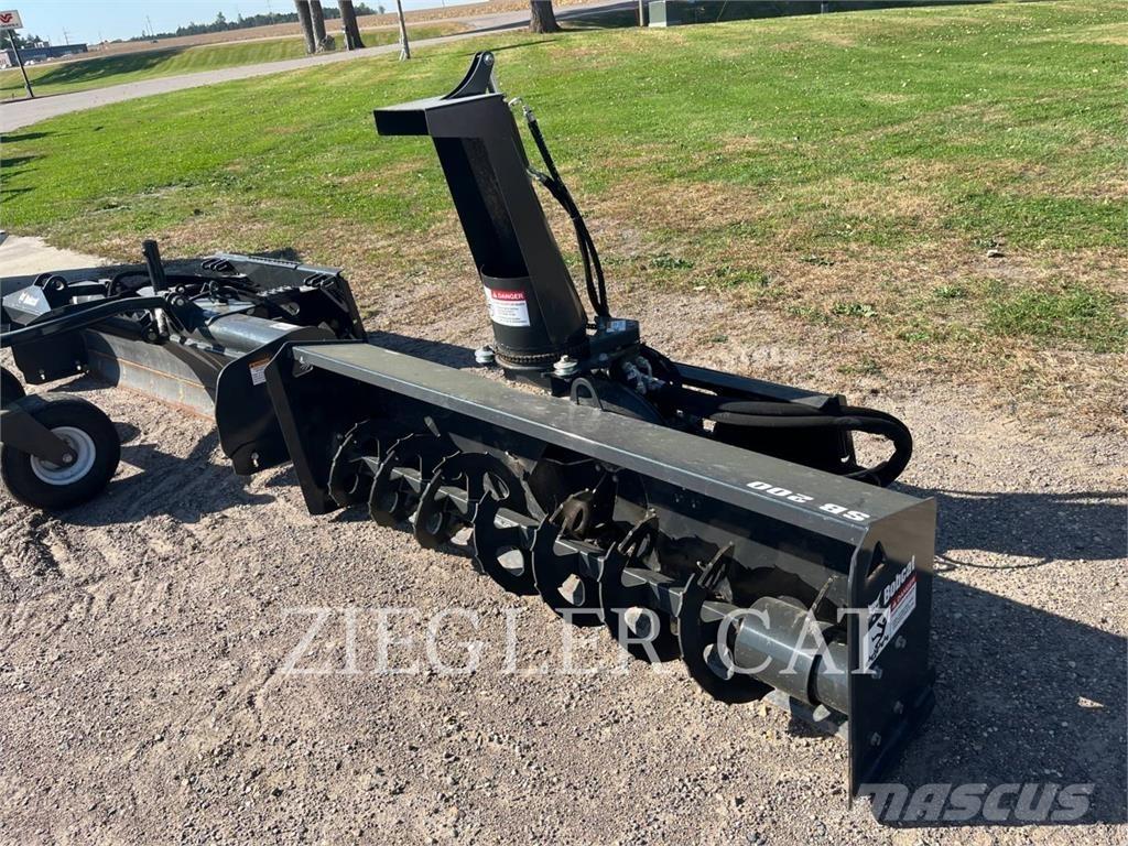 Bobcat SB200 Мини-погрузчики