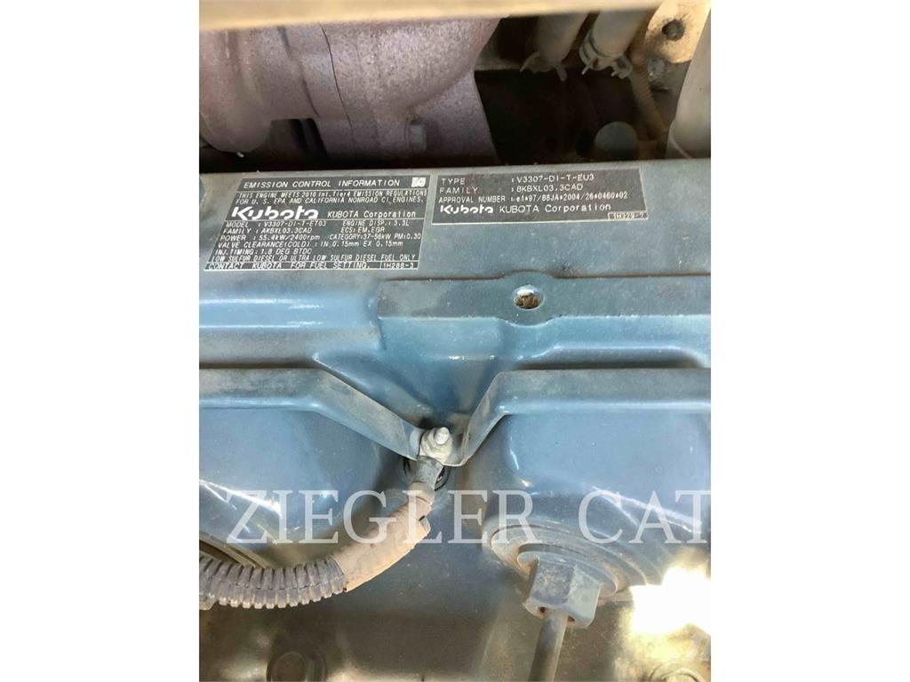 Bobcat T630 Гусеничные фронтальные погрузчики