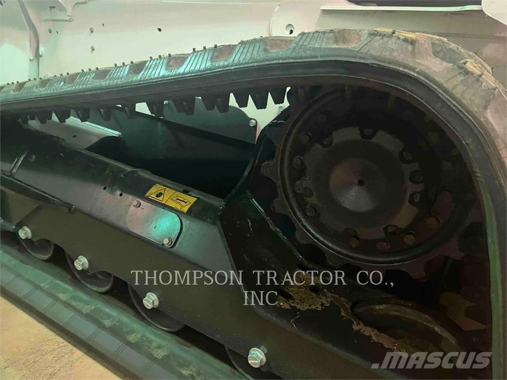Bobcat T650 Гусеничные фронтальные погрузчики