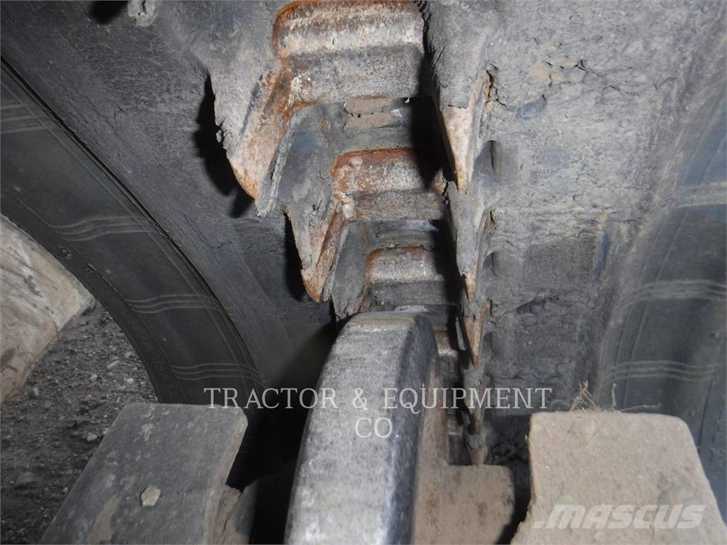 Bobcat T76 Мини-погрузчики