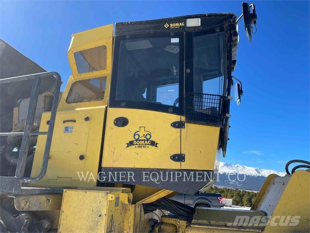 Bomag BC573RB-4 Уплотнители грунта