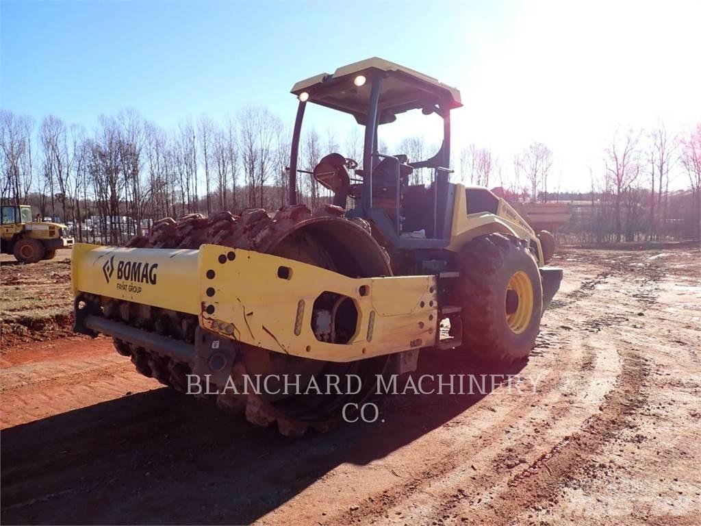 Bomag BW211PHD-5 Уплотнители грунта