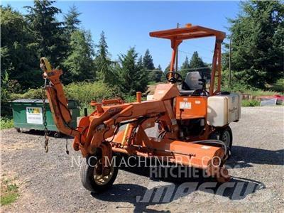 Broce BB250B Вакуумные уборочные машины