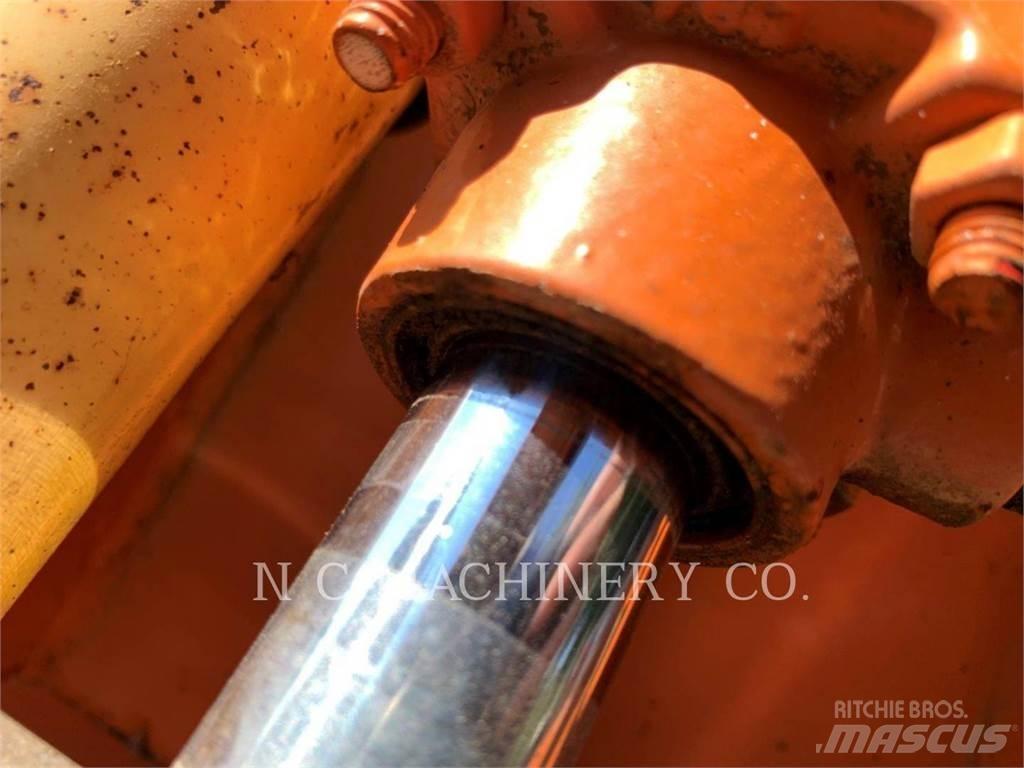 Broce BB250B Вакуумные уборочные машины