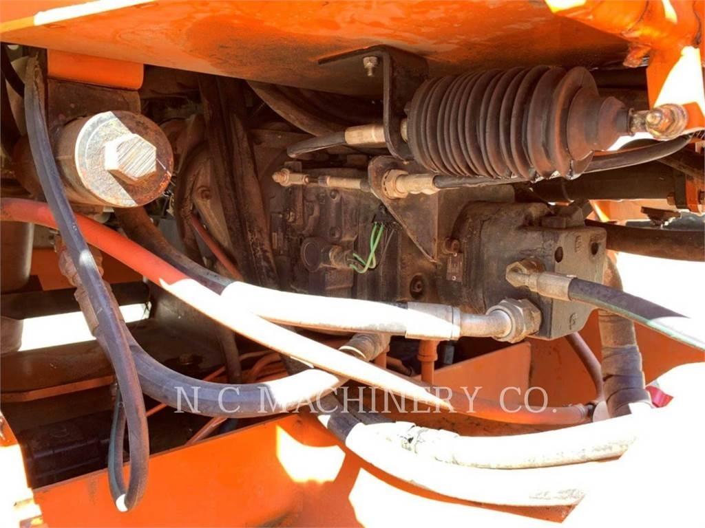 Broce BB250B Вакуумные уборочные машины