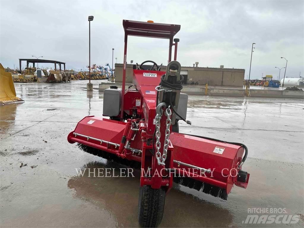 Broce BROOM 3 Вакуумные уборочные машины