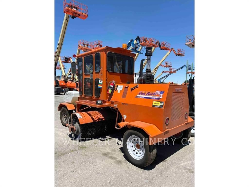 Broce BROOM 4 Вакуумные уборочные машины