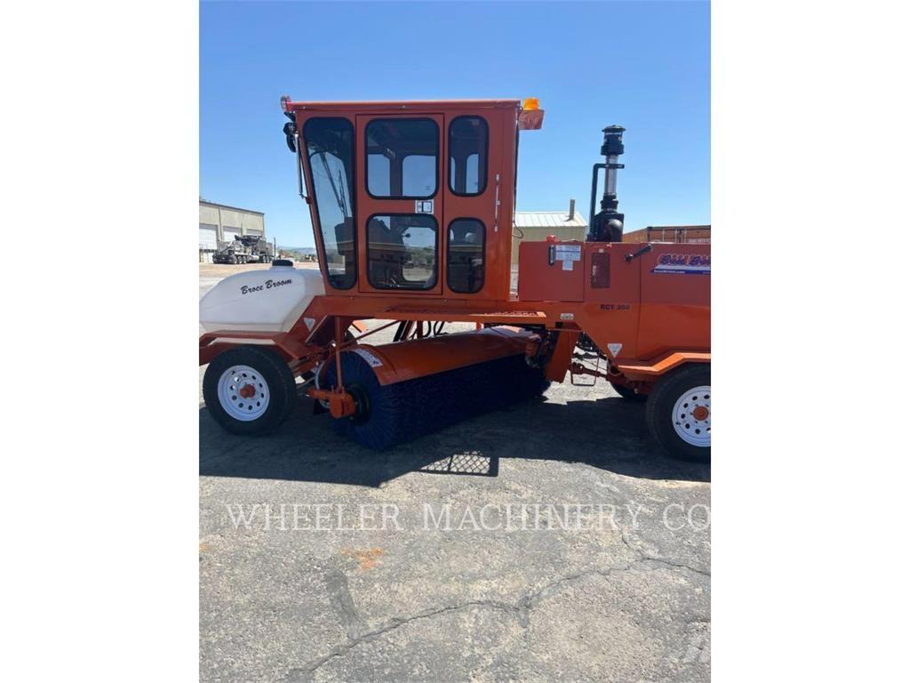 Broce BROOM 4 Вакуумные уборочные машины