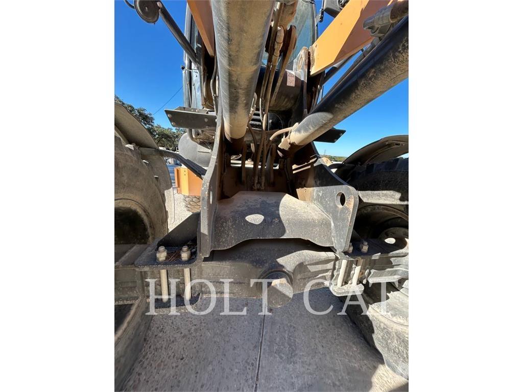 CASE 321F Фронтальные погрузчики