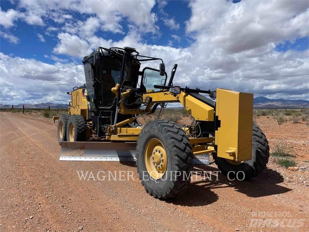 CAT 120 Грейдеры