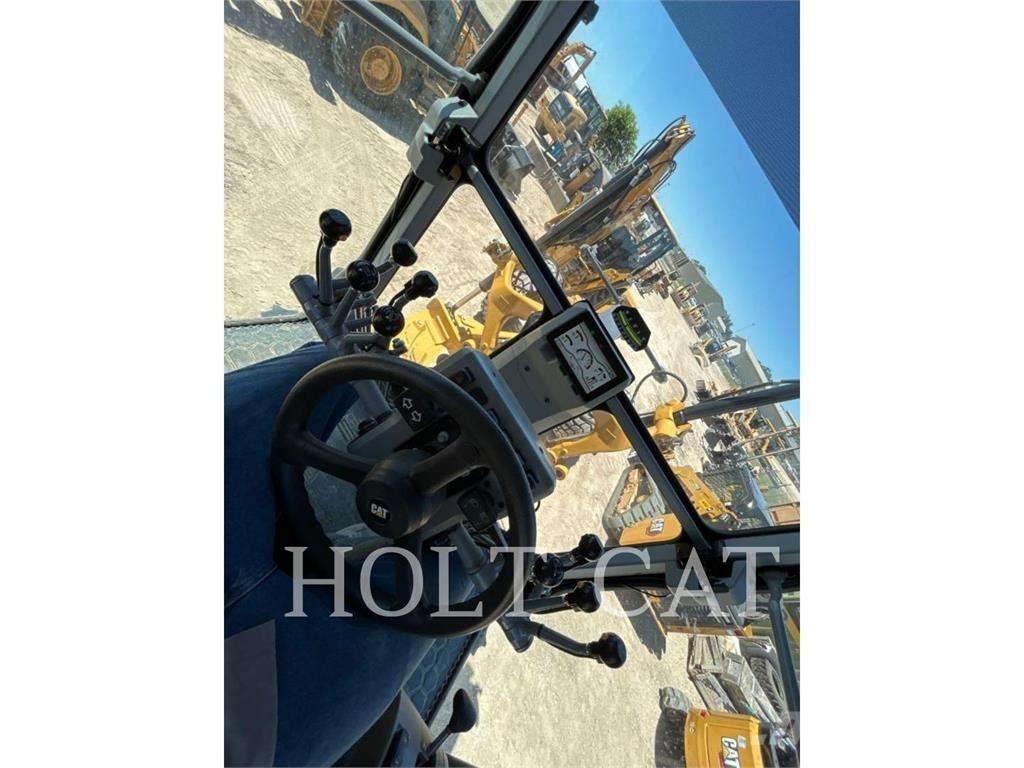 CAT 120 Грейдеры