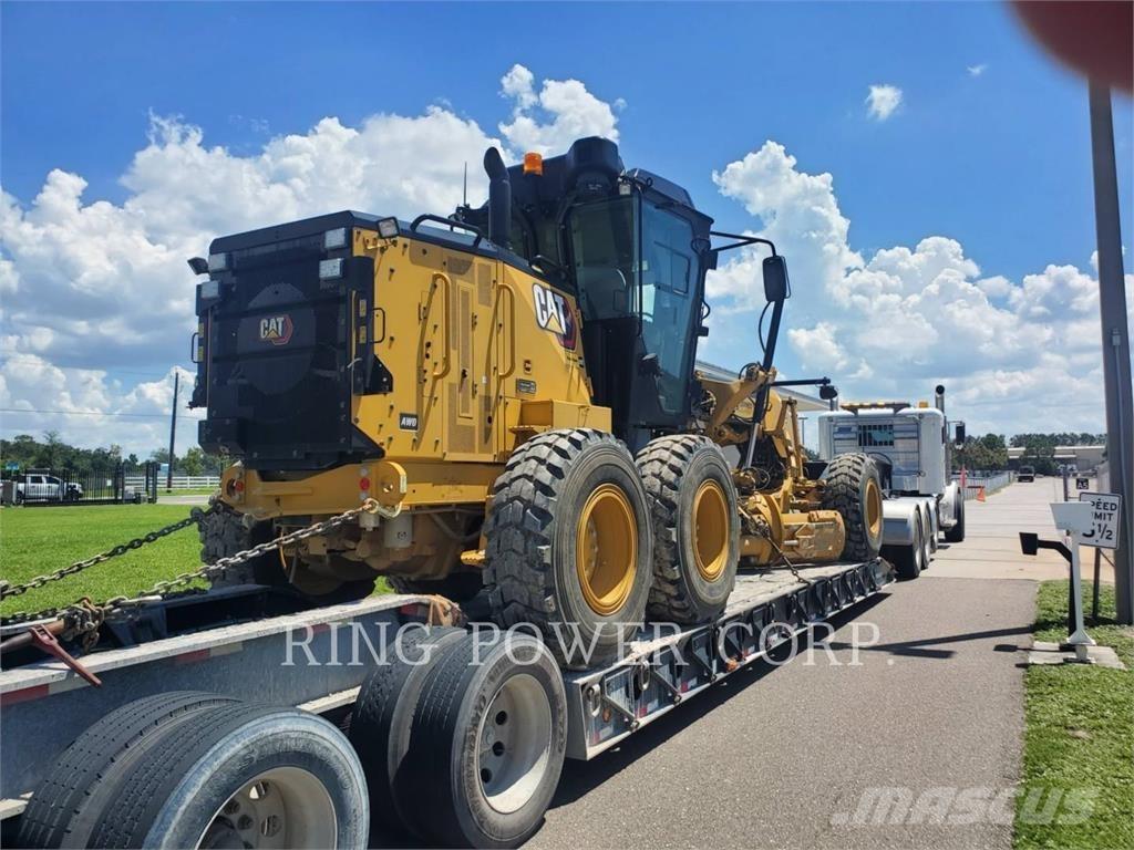 CAT 120 AWD CS Грейдеры