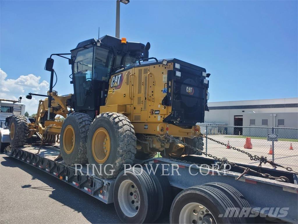 CAT 120 AWD CS Грейдеры