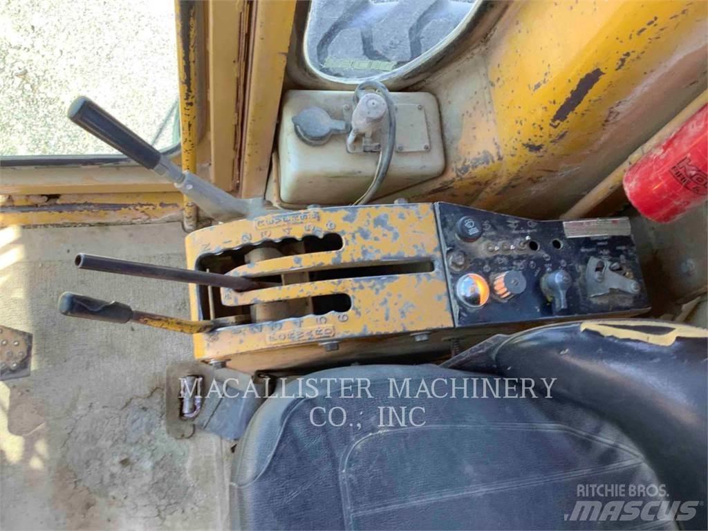 CAT 120 G Грейдеры