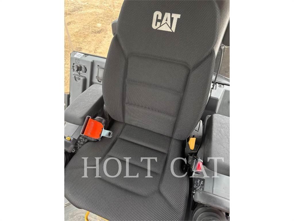 CAT 120 JOY Грейдеры