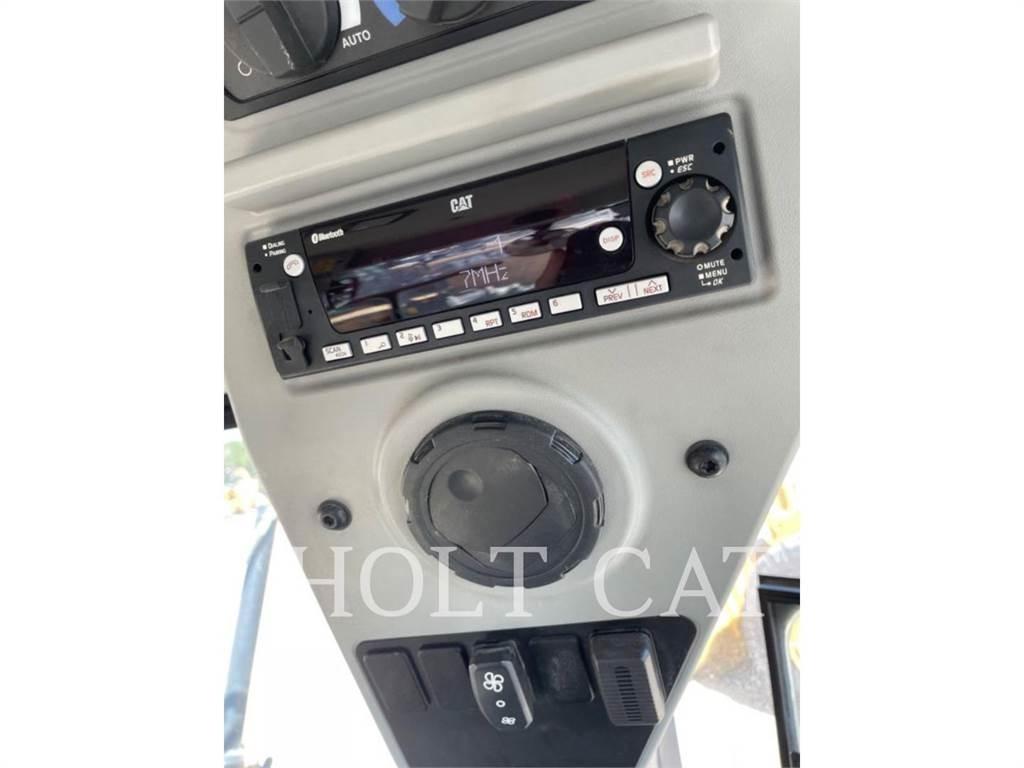 CAT 120 JOY3 Грейдеры