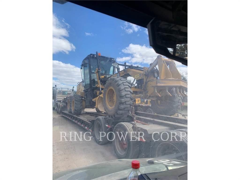 CAT 120 LVR Грейдеры