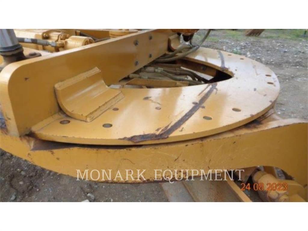 CAT 120K Грейдеры