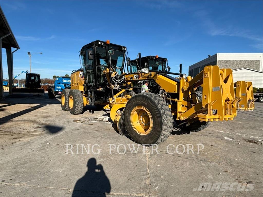 CAT 120LVR CS Грейдеры
