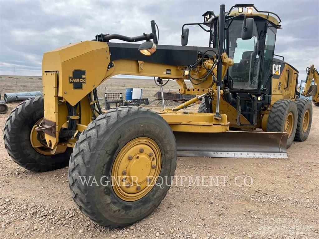 CAT 120M AWD Грейдеры