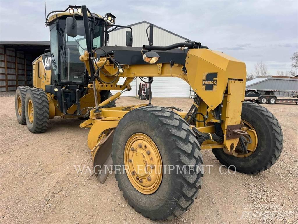 CAT 120M AWD Грейдеры