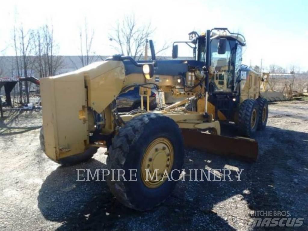 CAT 120M2 AWD Грейдеры