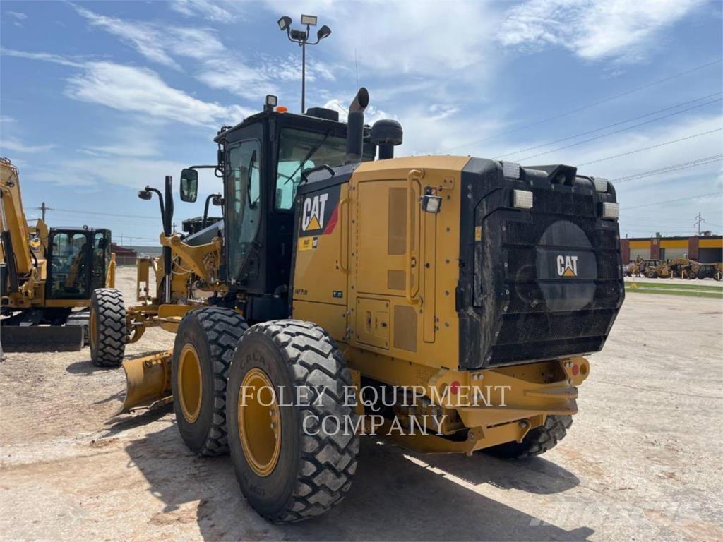 CAT 120M2AW Грейдеры