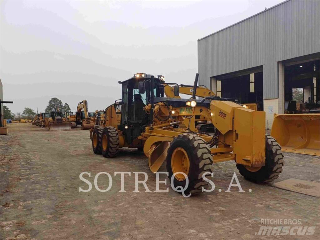 CAT 12M Грейдеры