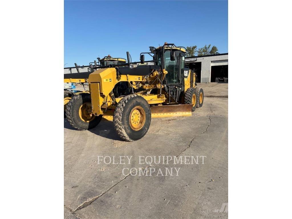 CAT 12M Грейдеры