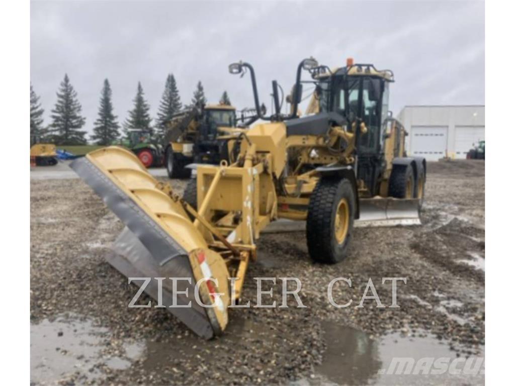 CAT 12M Грейдеры