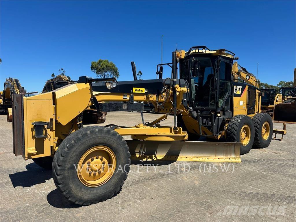 CAT 12M Грейдеры